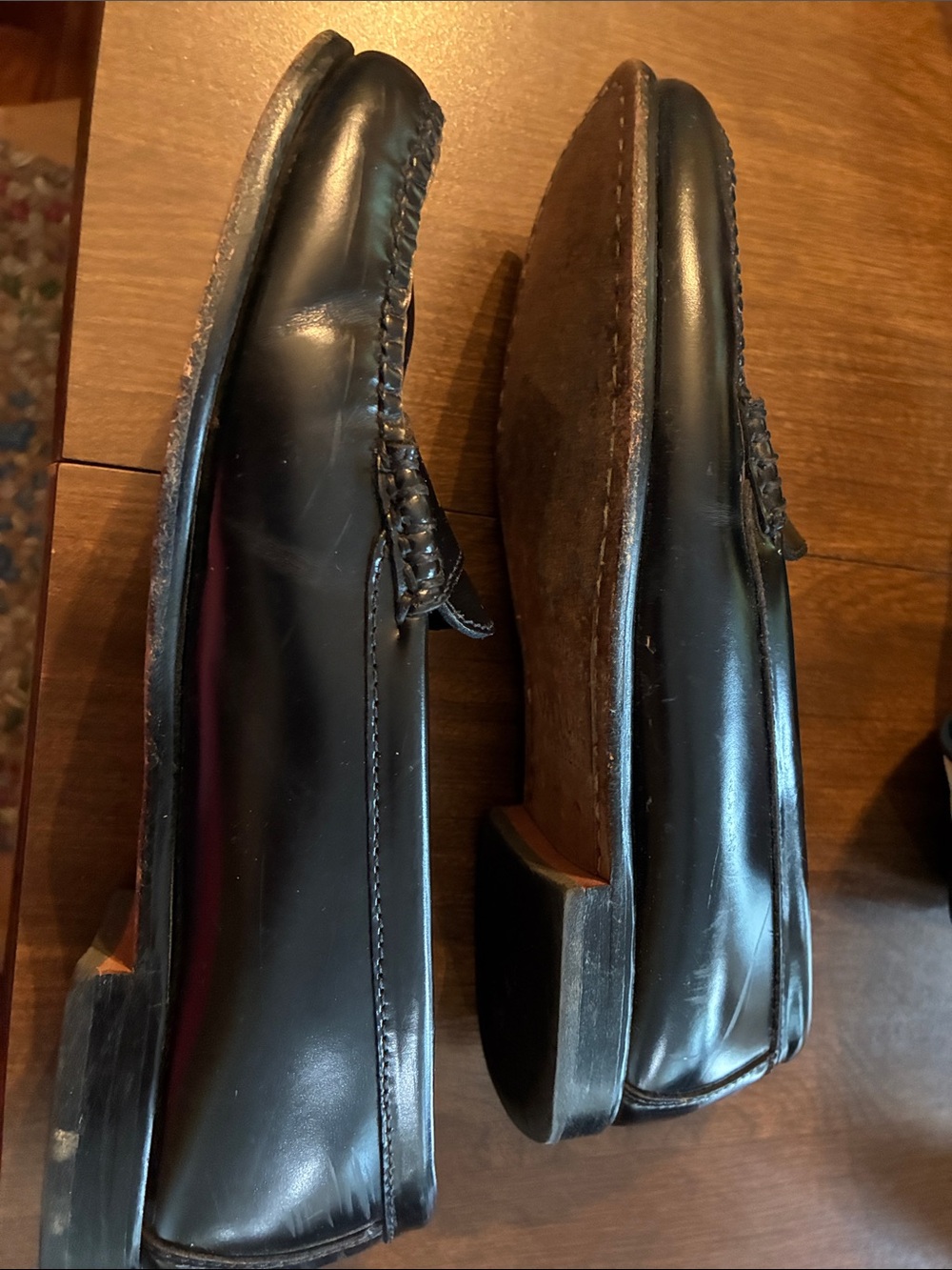 Bass Weejuns  Black Leather Loafers - Picture 4 of 6